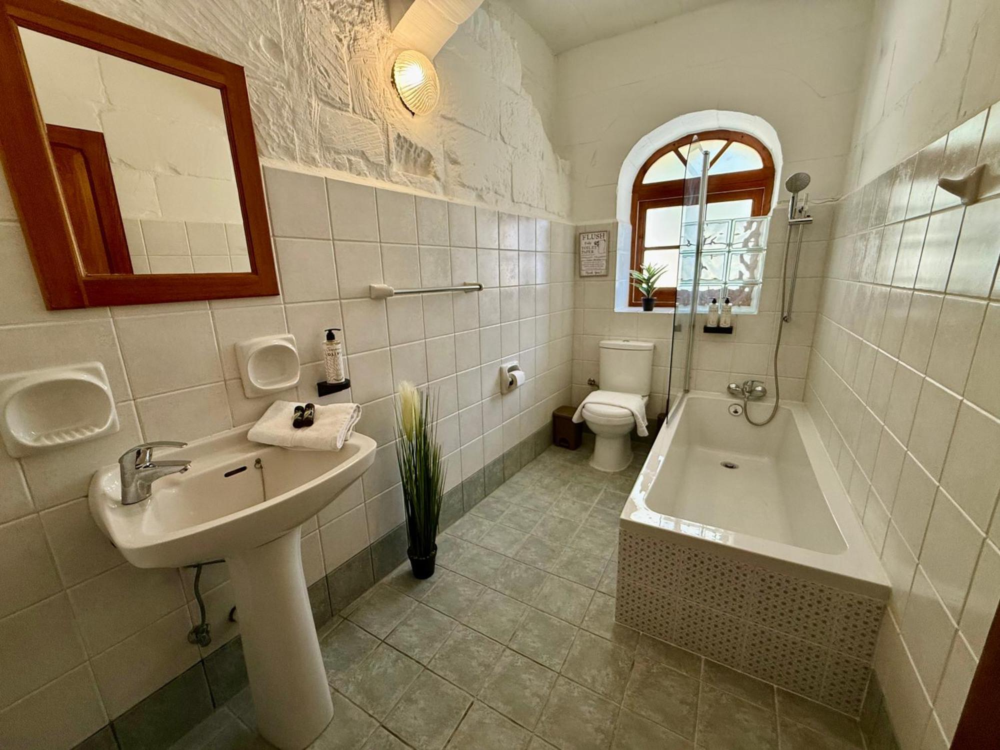 Ta' Matmura B&B Għarb Dış mekan fotoğraf